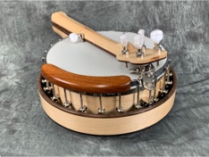 Sloan Banjos Jo2Go folding neck banjo